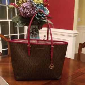 Michael Kors tote